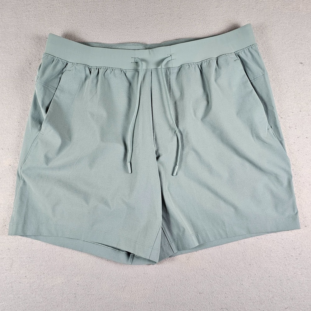 Lululemon Zeroed In Shorts Mens Extra Large Green 7" Inseam Linerless LM7BJ0S